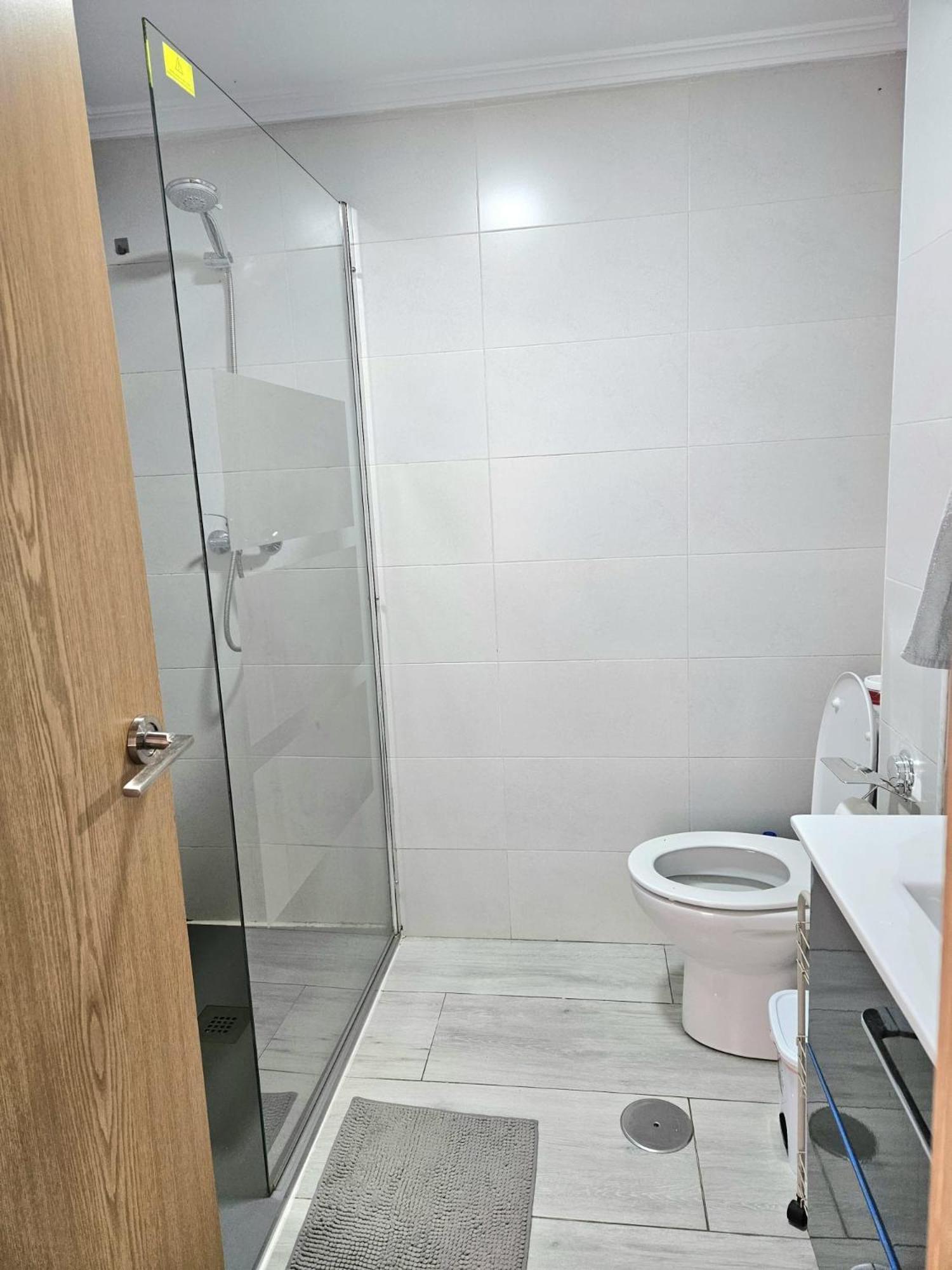 ホテル Habitacion Privada A 15 Min De La Playa/Piso ウエルバ エクステリア 写真